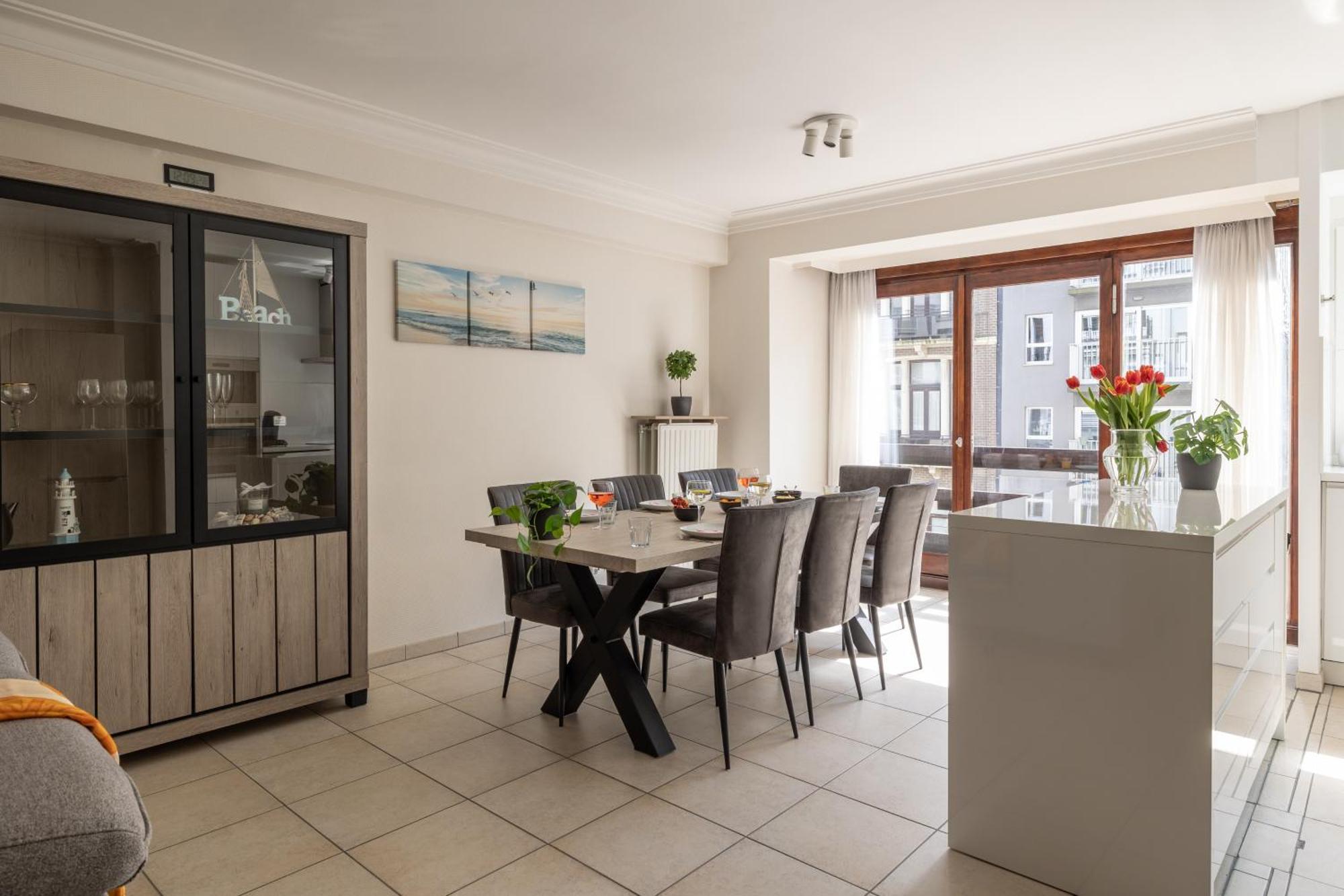 Weloveoostende - Newly Renovated Large Apartment 150M From The Beach - Including Bed Sheets And Final Clea-Ning Ngoại thất bức ảnh